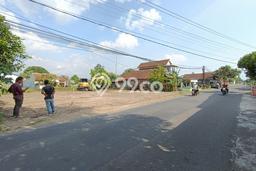 Kavling Tanah di Sleman Dijual Luas 145m2 Legalitas SHM Kavling Tanah di Sleman Dijual Luas 145m2 Legalitas SHM