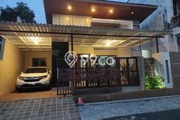 Rumah area Lamper, Semarang, Luas 205m² LB 175m² Rumah area Lamper, Semarang, Luas 205m² LB 175m²