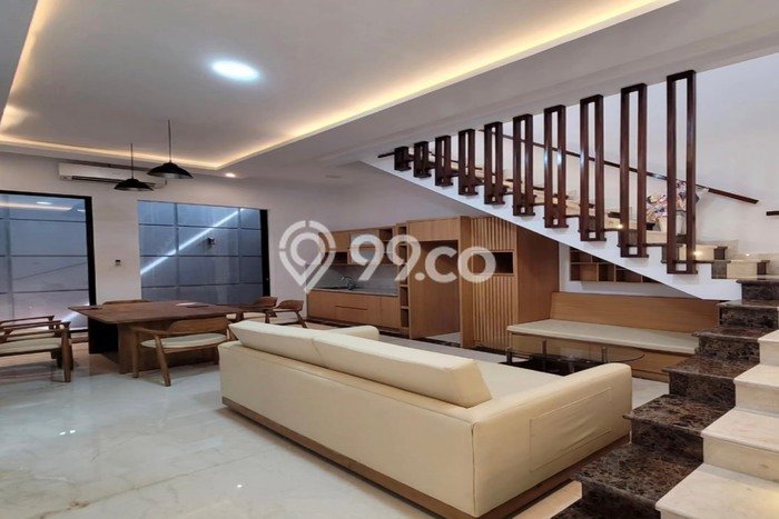 Rumah Eksklusif Dijual LT 126m2 di Banyumanik, Semarang Rumah Eksklusif Dijual LT 126m2 di Banyumanik, Semarang