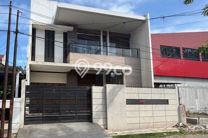 Rumah Elit Modern Siap Huni di pekunden Semarang Rumah Elit Modern Siap Huni di pekunden Semarang