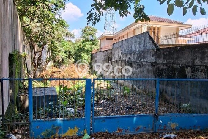 Lahan Disewakan di Gajah Mungkur, Semarang, Luas 598m2 SHM Lahan Disewakan di Gajah Mungkur, Semarang, Luas 598m2 SHM