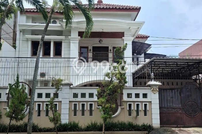 Siap Huni Hunian Elit 5 Kamar di Semarang Tengah Dekat ke Mana Saja Siap Huni Hunian Elit 5 Kamar di Semarang Tengah Dekat ke Mana Saja
