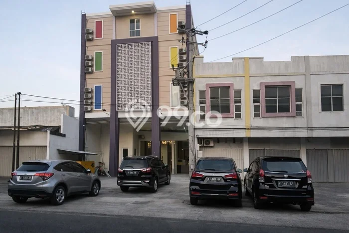LOKASI STRATEGIS! Hotel Kawasan , Luas 800m2m², Kawasan Bisnis LOKASI STRATEGIS! Hotel Kawasan , Luas 800m2m², Kawasan Bisnis