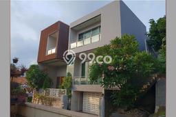 Hunian Mewah Dijual LT 251m2 di Gajah Mungkur, Semarang Hunian Mewah Dijual LT 251m2 di Gajah Mungkur, Semarang