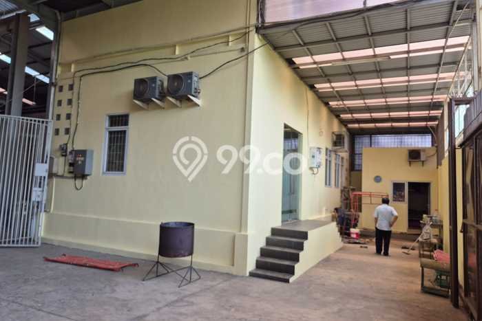 Unit Gudang Paling Strategis di Cipondoh Tangerang dengan LB 872m2 Unit Gudang Paling Strategis di Cipondoh Tangerang dengan LB 872m2