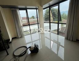 Jual Rumah Luas Elegan Dengan View Eksklusif di Lembang, Bandung Jual Rumah Luas Elegan Dengan View Eksklusif di Lembang, Bandung