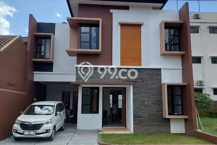 For Sale Hunian Rumah Terawat 4 KT di Maguwoharjo, Yogyakarta For Sale Hunian Rumah Terawat 4 KT di Maguwoharjo, Yogyakarta