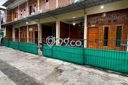 Aset Investasi! Rumah Kost Dijual di Banguntapan, Bantul, 12 KT, 12 KM, Luas 300m2 Aset Investasi! Rumah Kost Dijual di Banguntapan, Bantul, 12 KT, 12 KM, Luas 300m2