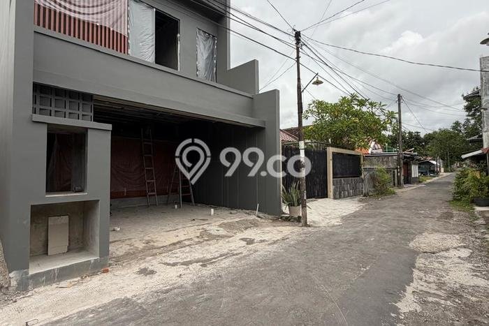 Jual Rumah Minimalis Bagus Punya 4 KT di Depok Sleman SHM Jual Rumah Minimalis Bagus Punya 4 KT di Depok Sleman SHM