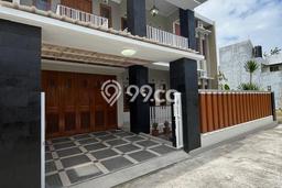 For Sale Rumah 4 Kamar Lokasi Strategis Nyaman dan Strategis di Ngaglik For Sale Rumah 4 Kamar Lokasi Strategis Nyaman dan Strategis di Ngaglik