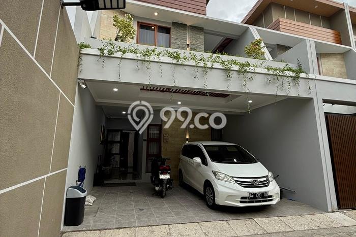 Rumah Modern Cantik 4 KT Bisa Langsung Pindah di Banguntapan Rumah Modern Cantik 4 KT Bisa Langsung Pindah di Banguntapan