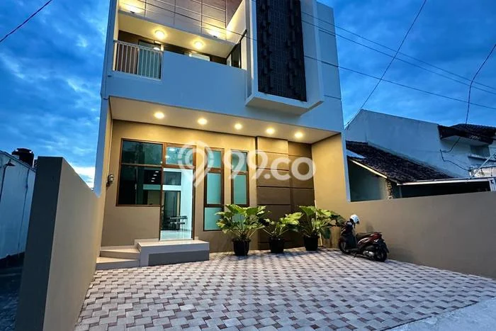 Jual Rumah Modern 4 KT di Kaliurang, Sleman Jual Rumah Modern 4 KT di Kaliurang, Sleman