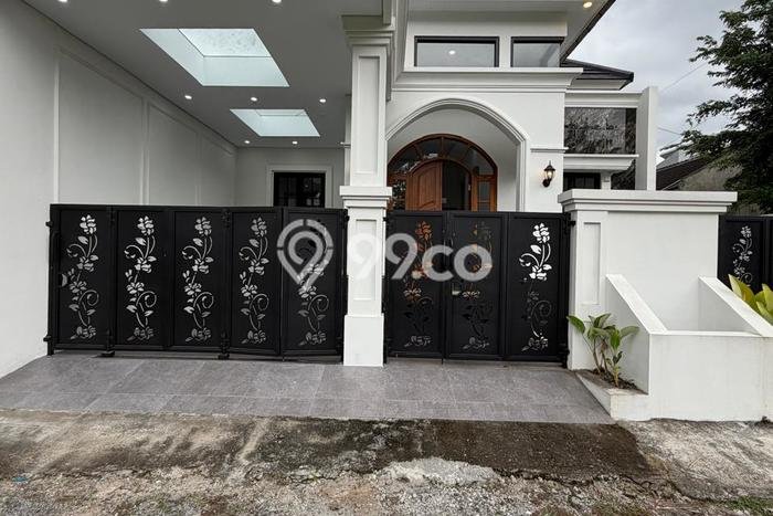Siap Huni Rumah Mewah 4 Kamar di Ngaglik Dekat ke Mana Saja Siap Huni Rumah Mewah 4 Kamar di Ngaglik Dekat ke Mana Saja