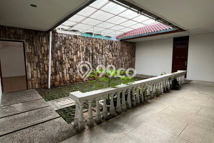 Disewakan Segera Rumah Kondisi Bagus di Area Menteng, Jakarta Pusat Disewakan Segera Rumah Kondisi Bagus di Area Menteng, Jakarta Pusat