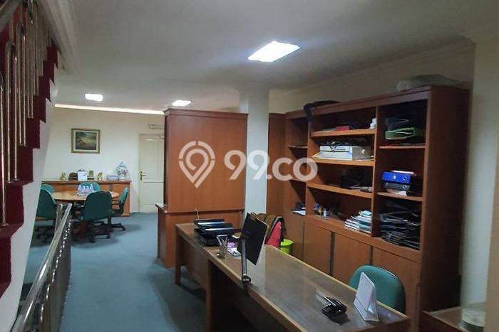 Untuk Dijual! Ruko di Cikini Jakarta Pusat LT 66m2 / LB 202m2 Kawasan Bisnis Untuk Dijual! Ruko di Cikini Jakarta Pusat LT 66m2 / LB 202m2 Kawasan Bisnis