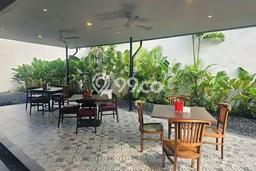 Komersial Disewakan di Kawasan Ramai Menteng, Jakarta Pusat Komersial Disewakan di Kawasan Ramai Menteng, Jakarta Pusat