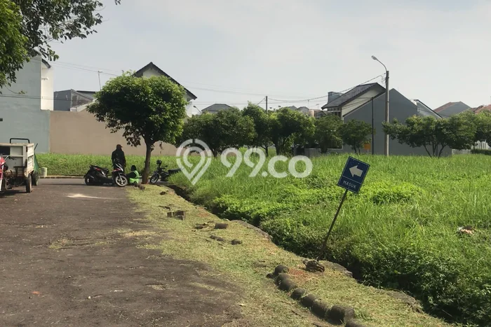 Tanah Dijual Area Strategis di Kemang Pratama Bekasi 90m2 Tanah Dijual Area Strategis di Kemang Pratama Bekasi 90m2