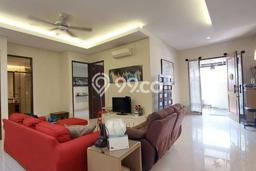LOKASI PREMIUM! Rumah di Bintaro, 3 KT, Lingkungan Strategis, LT 144m² LB 150m² LOKASI PREMIUM! Rumah di Bintaro, 3 KT, Lingkungan Strategis, LT 144m² LB 150m²