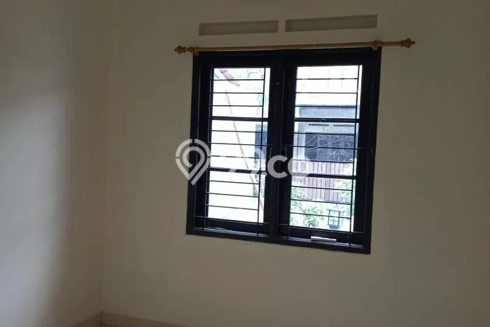 Rumah Modern 4 KT LT 150m2 di Sentul Rumah Modern 4 KT LT 150m2 di Sentul