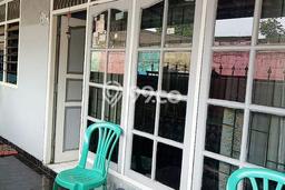 Hunian Cantik Minimalis Lb 100m2 di Ciputat, Tangerang Selatan Hunian Cantik Minimalis Lb 100m2 di Ciputat, Tangerang Selatan