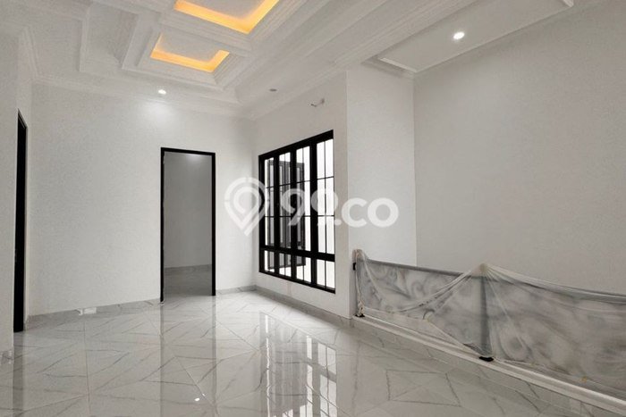 Siap Huni Rumah Mewah 5 Kamar di Mulyorejo Dekat ke Mana Saja Siap Huni Rumah Mewah 5 Kamar di Mulyorejo Dekat ke Mana Saja