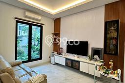 Hunian Eksklusif Dijual LT 217m2 di BSD, Tangerang Selatan Hunian Eksklusif Dijual LT 217m2 di BSD, Tangerang Selatan