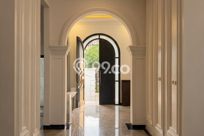 Dijual Rumah Luas Elegan Dengan View Cantik di Gading Serpong, Tangerang Dijual Rumah Luas Elegan Dengan View Cantik di Gading Serpong, Tangerang