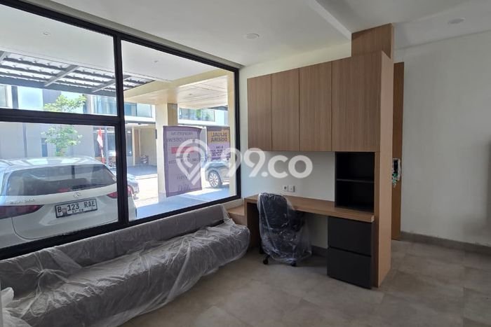 Siap Huni Hunian Elit 3 Kamar di BSD Dekat ke Mana Pun Siap Huni Hunian Elit 3 Kamar di BSD Dekat ke Mana Pun