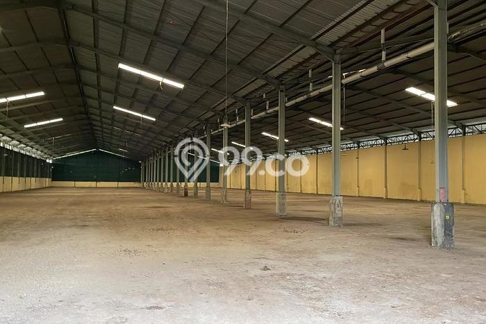 Gudang Dijual Lokasi Emas di Jati Uwung Luas 5980m2 Gudang Dijual Lokasi Emas di Jati Uwung Luas 5980m2