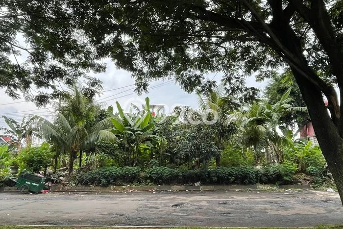 Kavling Tanah untuk Dijual di Taman Royal, Tangerang, Luas 800m2 Kavling Tanah untuk Dijual di Taman Royal, Tangerang, Luas 800m2