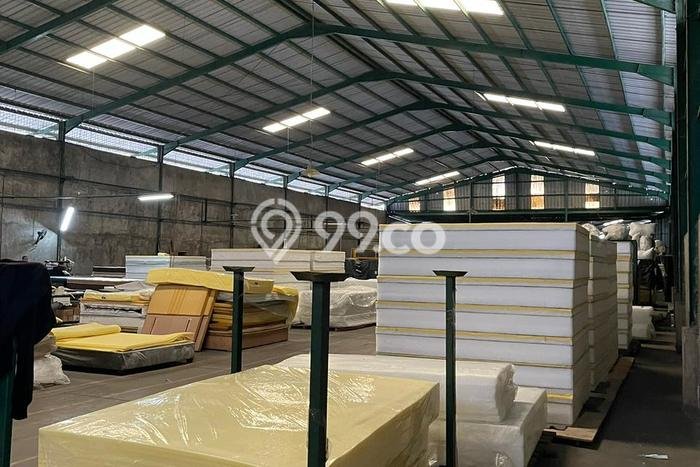 Lokasi Strategis! Dijual Gudang Bisnis di Jati Uwung, Tangerang Kondisi Baik Lokasi Strategis! Dijual Gudang Bisnis di Jati Uwung, Tangerang Kondisi Baik