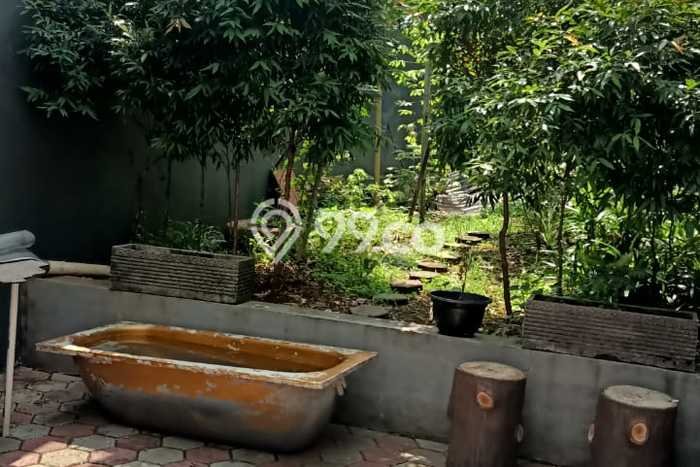 LOKASI STRATEGIS! Ruko di , Luas 144m2m², Kawasan Komersial LOKASI STRATEGIS! Ruko di , Luas 144m2m², Kawasan Komersial