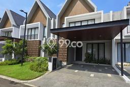 Rumah Idaman Modern! Rumah Mewah di Katulampa, Bogor, LT 144m² LB 168m² Rumah Idaman Modern! Rumah Mewah di Katulampa, Bogor, LT 144m² LB 168m²