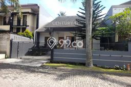 Rumah Elit LB 200m2 Siap Pakai Desain Elegan di Pakuan, Bogor Rumah Elit LB 200m2 Siap Pakai Desain Elegan di Pakuan, Bogor