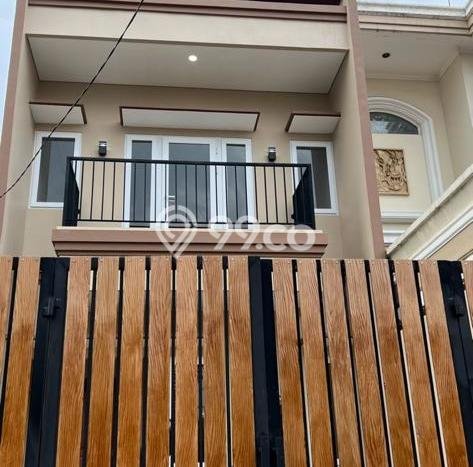 Jual Rumah Modern 3 KT di Villa Meruya, Jakarta Barat Jual Rumah Modern 3 KT di Villa Meruya, Jakarta Barat