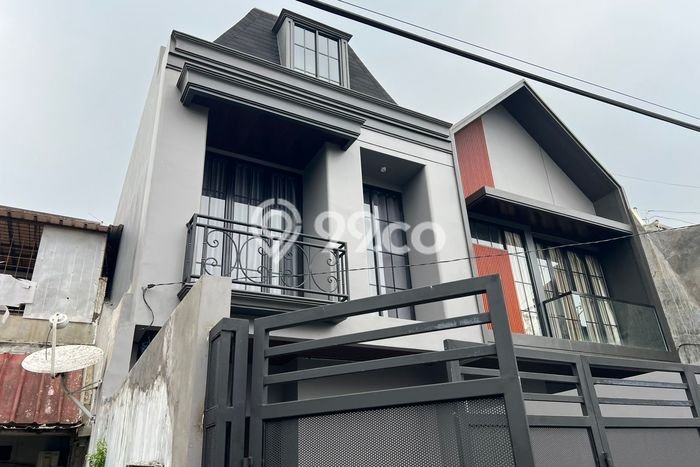 Jual Rumah Eksklusif 3 KT di Meruya, Jakarta Barat Jual Rumah Eksklusif 3 KT di Meruya, Jakarta Barat