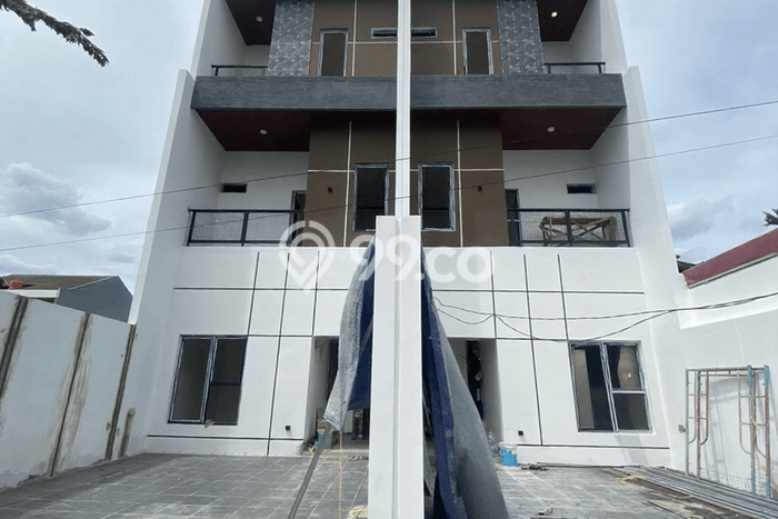 Rumah Modern 3 KT di Villa Meruya Jakarta Barat Unfurnished Rumah Modern 3 KT di Villa Meruya Jakarta Barat Unfurnished