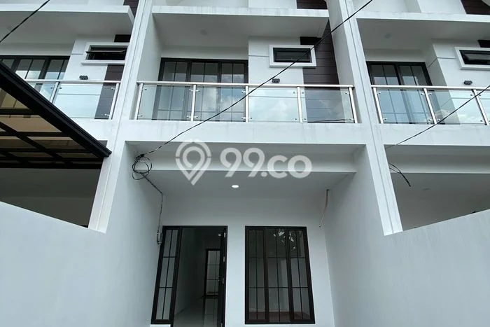 Rumah Modern 3 KT di Puri Indah Jakarta Barat Unfurnished Rumah Modern 3 KT di Puri Indah Jakarta Barat Unfurnished