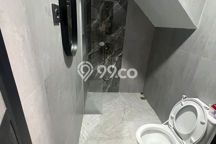 Hunian Nyaman Asri 2 KT Siap Pakai di Villa Meruya Jakarta Barat Hunian Nyaman Asri 2 KT Siap Pakai di Villa Meruya Jakarta Barat