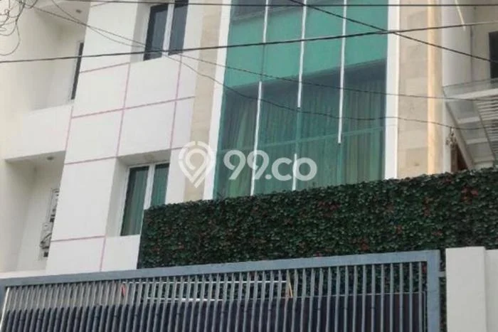 Dijual Rumah Luas Elegan Dengan View Eksklusif di Pondok Indah, Jakarta Selatan Dijual Rumah Luas Elegan Dengan View Eksklusif di Pondok Indah, Jakarta Selatan