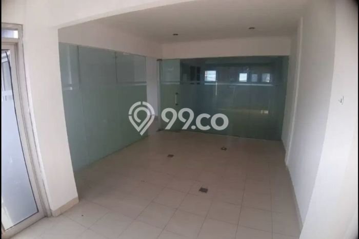 LOKASI BISNIS! Ruko For Rent Kawasan Bojongloa Kidul, Luas 120m², Area Strategis LOKASI BISNIS! Ruko For Rent Kawasan Bojongloa Kidul, Luas 120m², Area Strategis