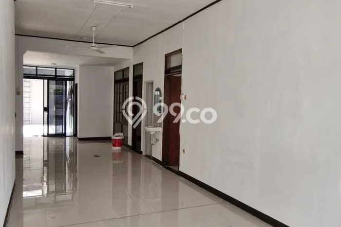 Rumah sewa siap huni 3 Kamar Tidur di Taman Holis Indah, Bandung Rumah sewa siap huni 3 Kamar Tidur di Taman Holis Indah, Bandung