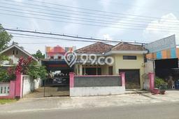 Disewakan Segera Rumah Kondisi Baik di Area Pakis, Malang Disewakan Segera Rumah Kondisi Baik di Area Pakis, Malang