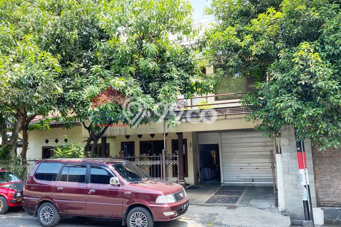 Siap Huni Rumah Mewah 5 Kamar di Blimbing Dekat ke Mana Saja Siap Huni Rumah Mewah 5 Kamar di Blimbing Dekat ke Mana Saja