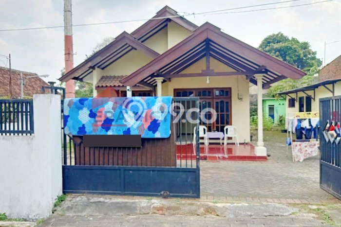 For Sale Rumah 3 Kamar Lokasi Strategis Bagus dan Strategis di Pakis For Sale Rumah 3 Kamar Lokasi Strategis Bagus dan Strategis di Pakis