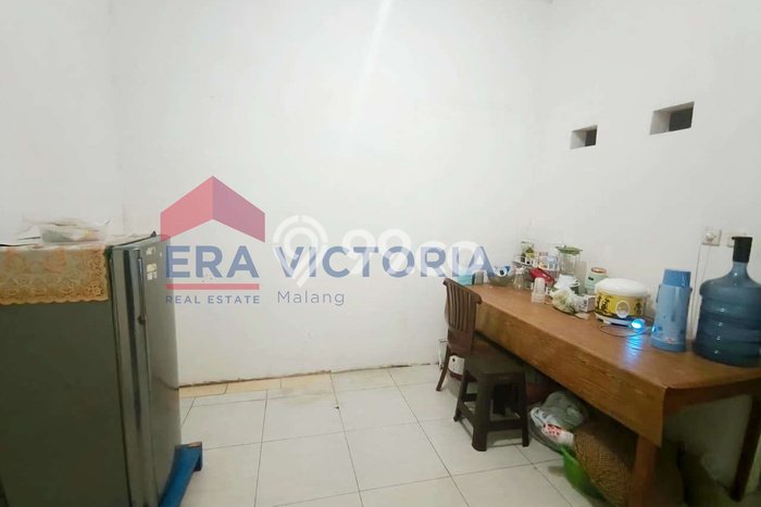Hunian Cantik Modern Lb 250m2 di Pakis, Malang Hunian Cantik Modern Lb 250m2 di Pakis, Malang