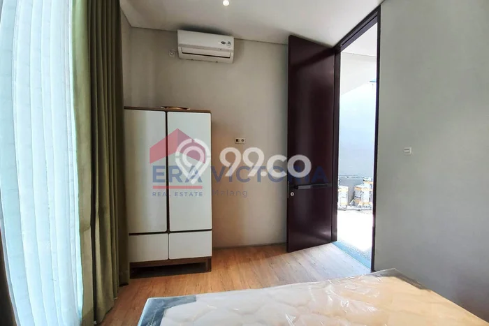 Hunian Cantik Modern Lb 84m2 di Batu, Batu Hunian Cantik Modern Lb 84m2 di Batu, Batu