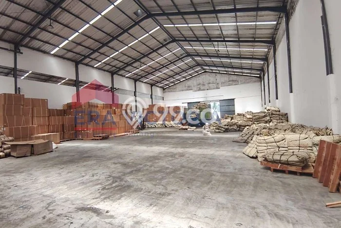 Gudang Disewakan Lokasi Pakisaji Malang Harga Spesial! Gudang Disewakan Lokasi Pakisaji Malang Harga Spesial!