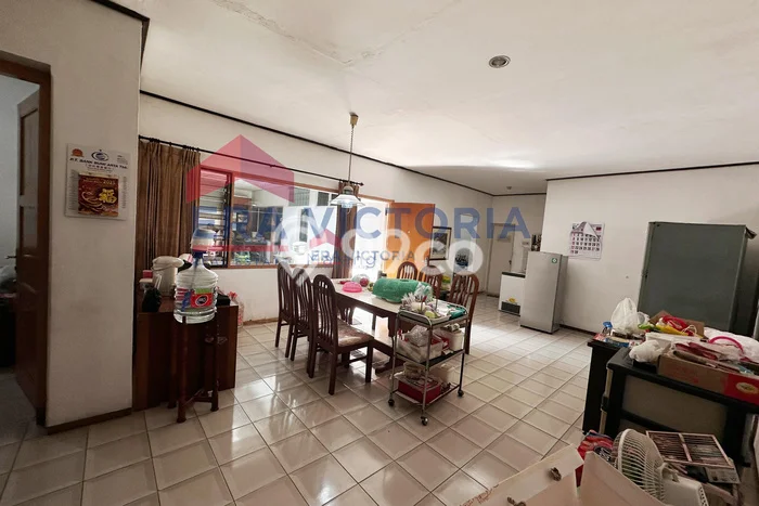 Rumah Mewah LB 200m2 Siap Huni Desain Elegan di Malang Kota, Malang Rumah Mewah LB 200m2 Siap Huni Desain Elegan di Malang Kota, Malang