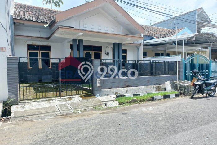 Jual Rumah Bagus Siap Huni LB 110m2 di Blimbing, Malang Jual Rumah Bagus Siap Huni LB 110m2 di Blimbing, Malang
